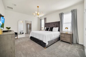 10 bedrooms, iron/ironing board, Internet, bed sheets
