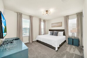 10 habitaciones, tabla de planchar con plancha, internet y ropa de cama 