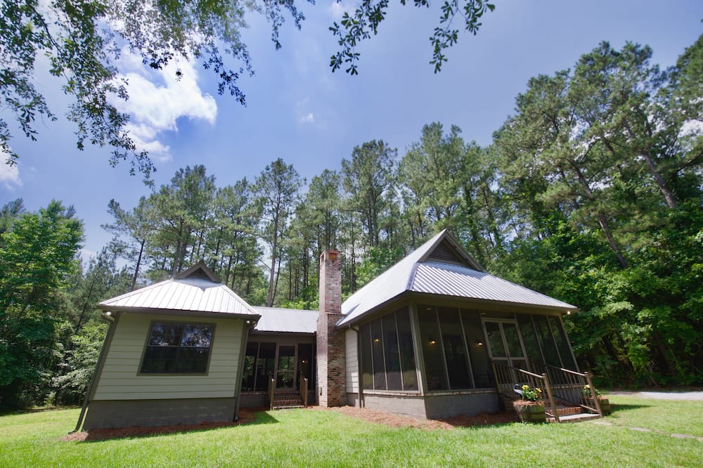 Hattiesburg Airbnb & Cheap Cabin Rentals from 39 AirCabins