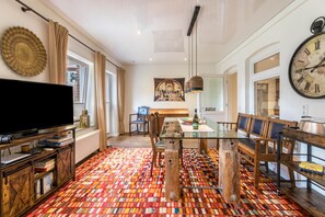 Interior - Holiday Apartment "Treibholz - Feriendomizil Ostsee" with 2 Terraces, Directly on the Beach and WiFi (Schönberger Strand)