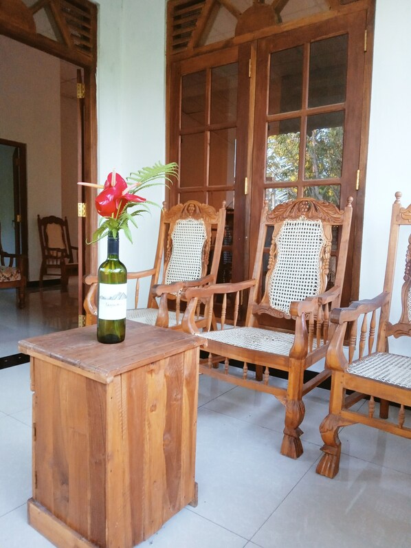 Interior - Charming 2-Bed Apartment in Weligama (Weligama)