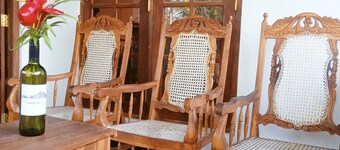 Charming 2-Bed Apartment in Weligama