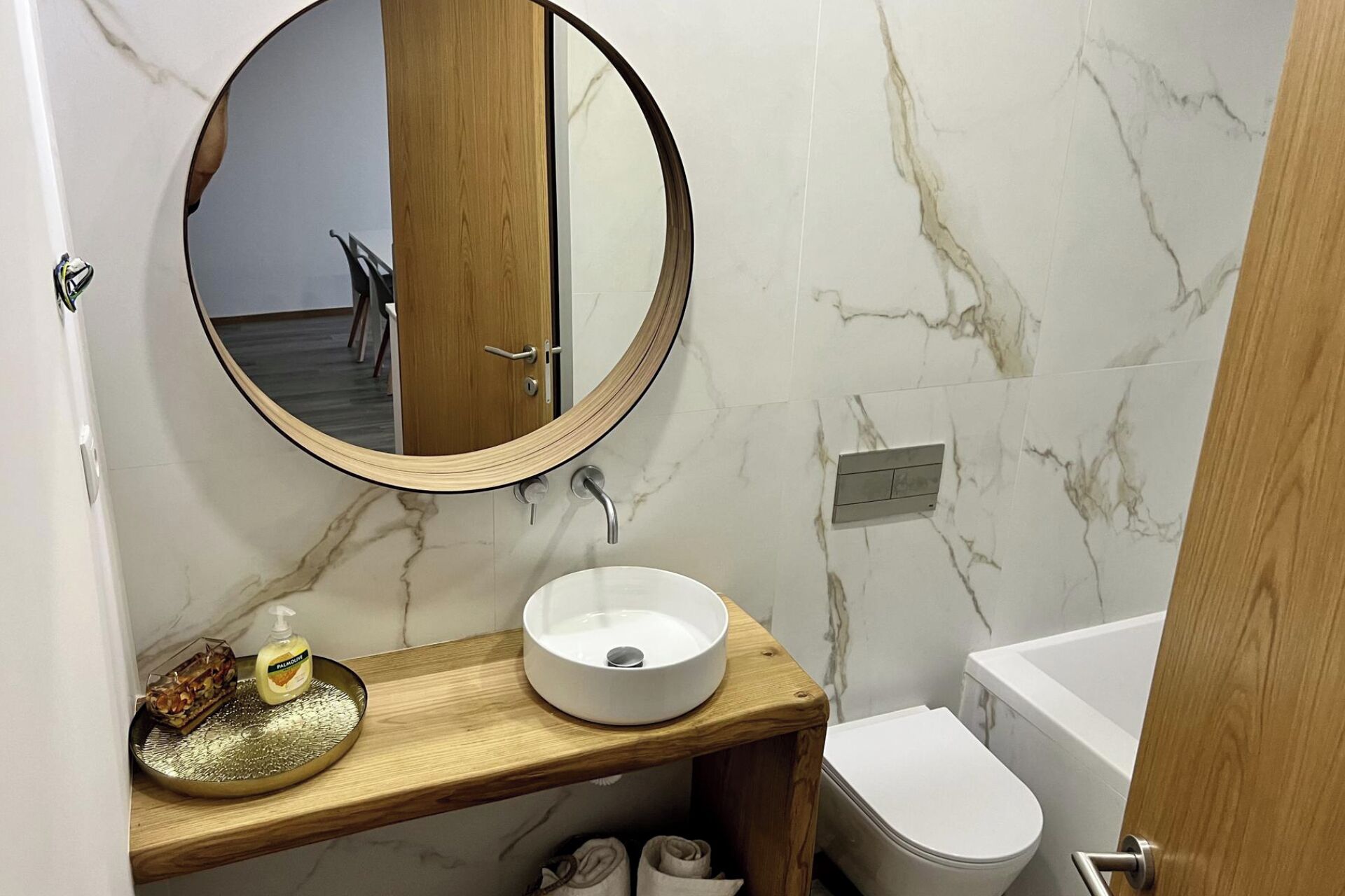 Bathtub, hair dryer, towels