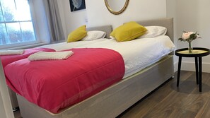 4 bedrooms, WiFi, bed sheets
