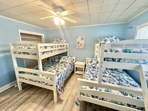 2 bedrooms, WiFi, bed sheets