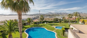 Appartement de vacances "Clayma" avec vue sur la mer, piscine partagée et Wi-Fi