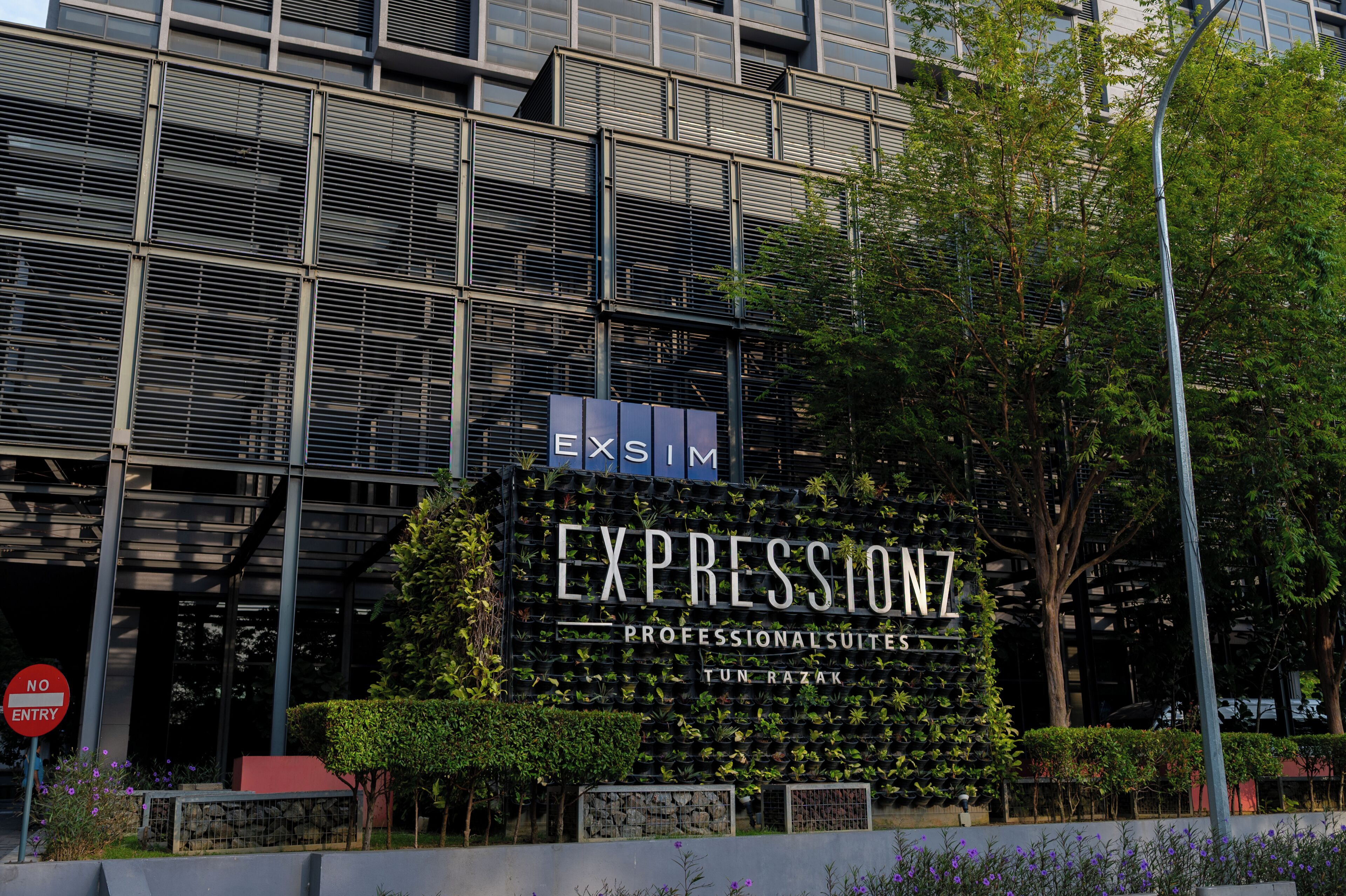 Bagian depan properti