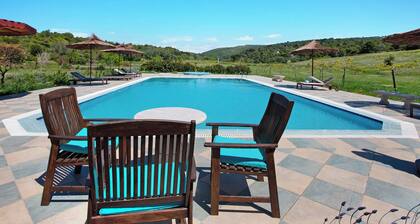 Apartment 'Wild Fig Retreat Alati' with Shared Pool, Wi-Fi and Air Conditioning