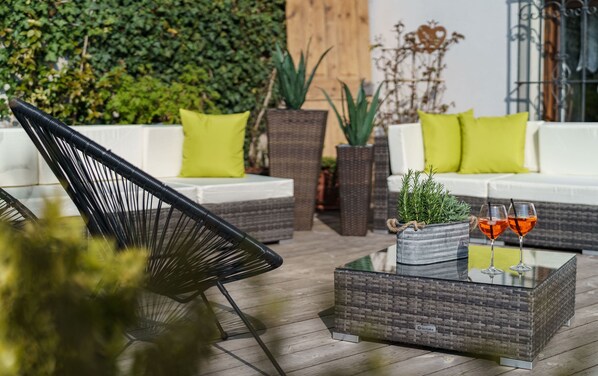 Terrace/patio - Apartment 'Residence Alpina Mono Nr 5' with Mountain View, Shared Pool and Wi-Fi (Tesimo)