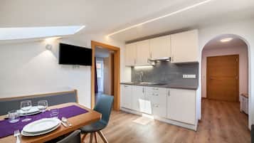 Kühlschrank, Herdplatte, Geschirrspüler