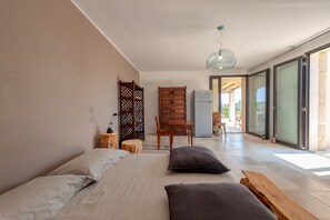 2 bedrooms, bed sheets