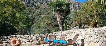 Villa 'El Cortijo' with Mountain View, Private Pool, Terrace, A/C & Wi-Fi