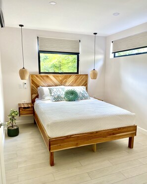 3 slaapkamers, een bureau, een strijkplank/strijkijzer, wifi