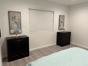 3 Schlafzimmer, Schreibtisch, Bügeleisen/Bügelbrett, kostenloses WLAN