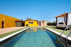 Pool - Vacation Home 'Valentina' with Mountain View, Wi-Fi and Air Conditioning (Tuineje)