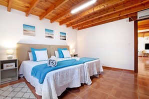 1 bedroom, iron/ironing board, free WiFi, bed sheets - Vacation Home 'Valentina' with Mountain View, Wi-Fi and Air Conditioning (Tuineje)