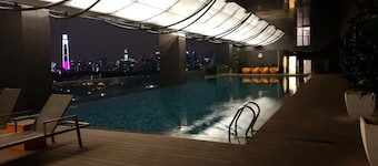 MCity Infinity pool KLCC
