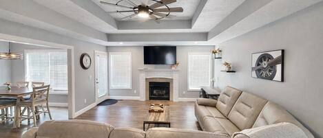 スマートテレビ、書庫