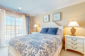 3 bedrooms, internet, bed sheets