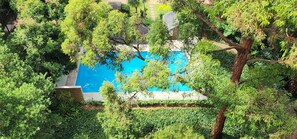 Outdoor pool - Outstanding Opera House & Harbour Bridge Views (Darlinghurst)