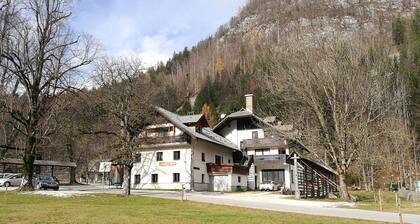 apartment at the farm Psnak