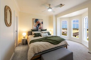 5 bedrooms, desk, iron/ironing board, free WiFi