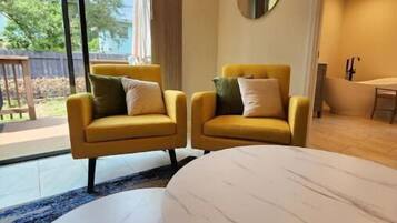 Una Smart TV, una consola de videojuegos