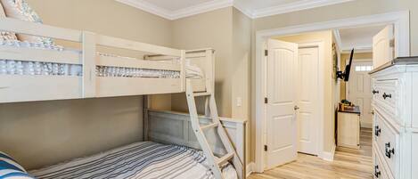 3 quartos, Wi-Fi de cortesia, roupa de cama