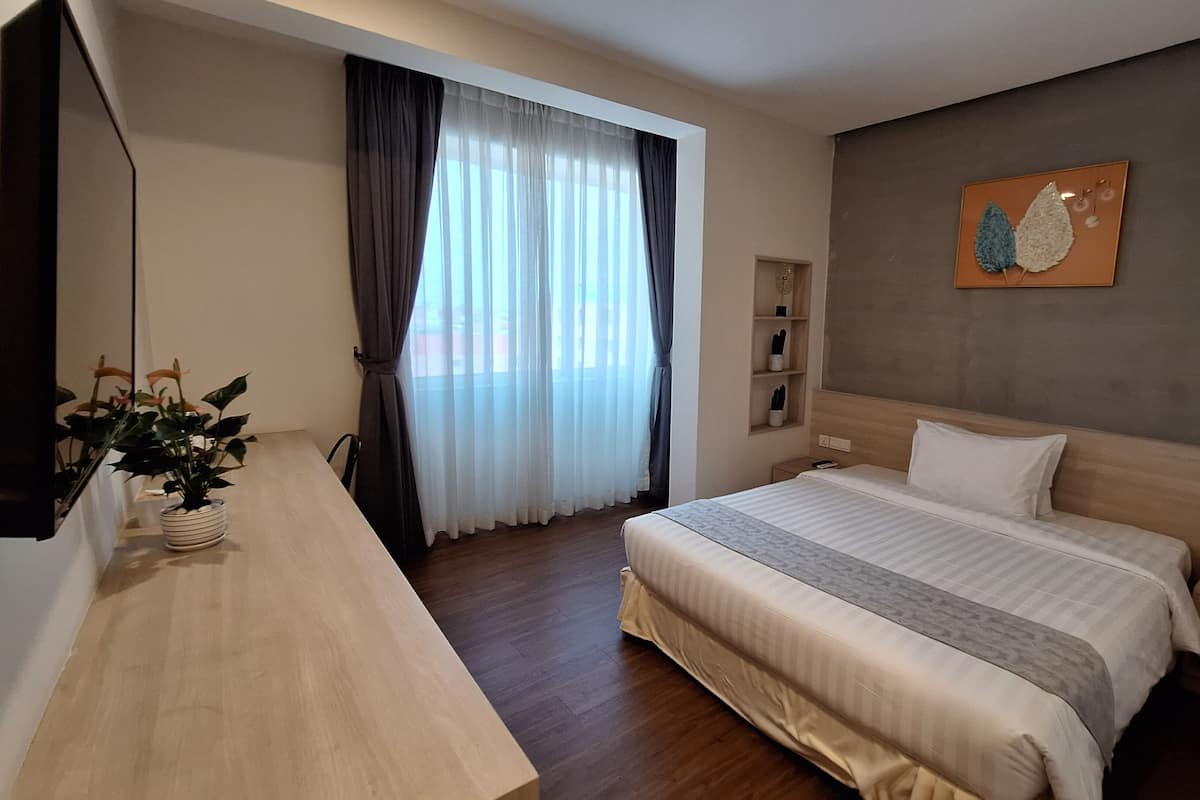 Superior Single Room
