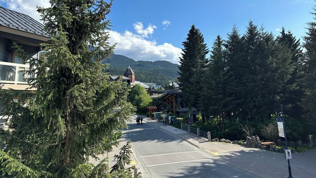 Unclassified image, 1 of 30, button - Whistler Village & Mountain View Condo (Whistler)