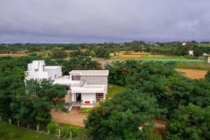 Aerial view - Amã Stays & Trails Forest Home, Hosur (Hosur)
