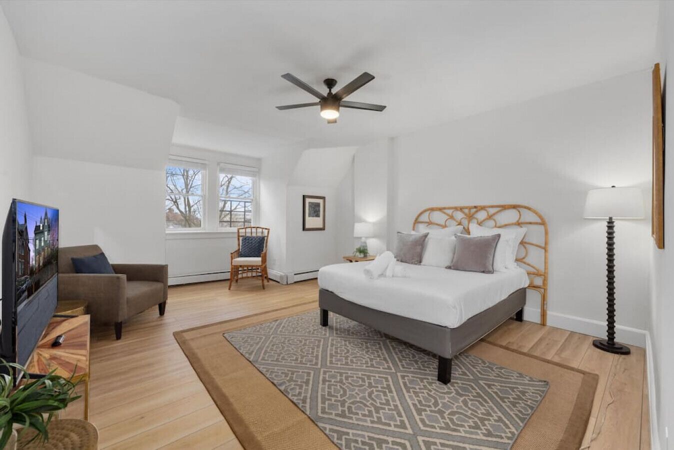 2 bedrooms, desk, iron/ironing board, free WiFi