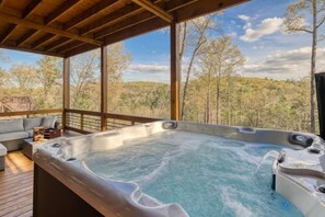Bain à remous extérieur