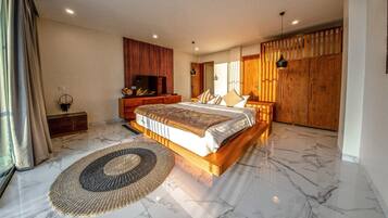 6 habitaciones, escritorio, tabla de planchar con plancha y wifi