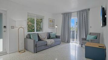 Classic Apartment | Living area | TV