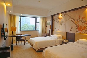 Standard Twin Room | Premium bedding, in-room safe, desk, blackout drapes - Guangdong Yingbin Hotel (Guangzhou)