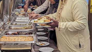 Colazione a buffet inclusa, servita tutte le mattine 