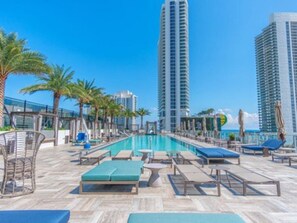 Pool - Lux apartment Hyde Beach House (Hollywood)