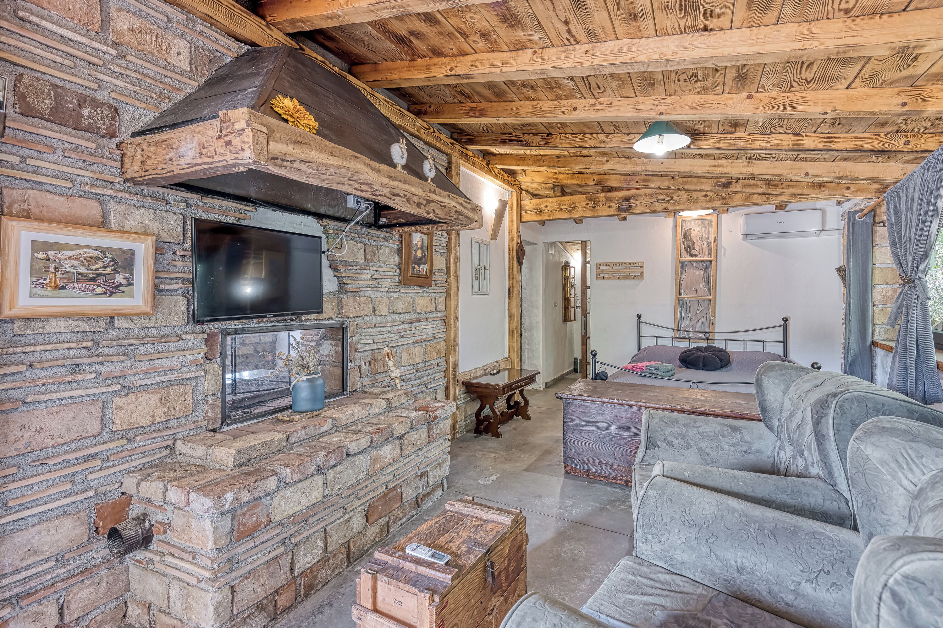 Familienhaus, Mehrere Schlafzimmer, 2 Bäder (Rustic Home Izabel) | 2 Schlafzimmer, Bügeleisen/Bügelbrett, kostenloses WLAN, Bettwäsche