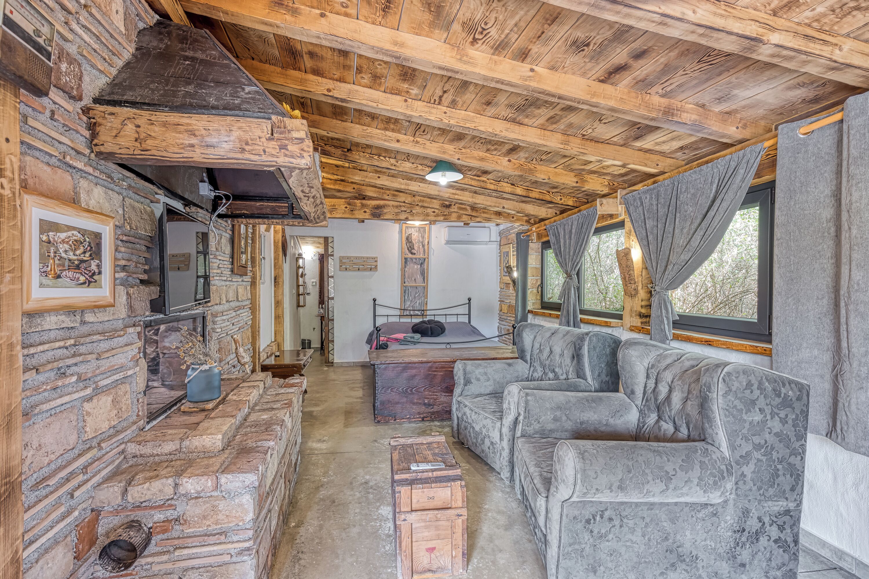 Familiehus, flere soverom, 2 bad (Rustic Home Izabel) | 2 soverom, strykejern/-brett, wi-fi (inkludert) og sengetøy