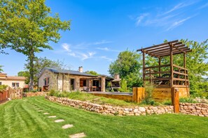 Exterior - Rustic Home Izabel With Pool (Pazin)