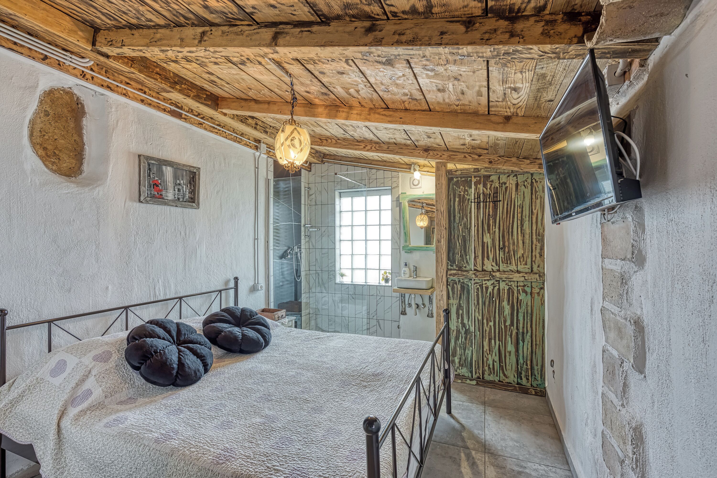 Family House, Multiple Bedrooms, 2 Bathrooms (Rustic Home Izabel) | Bathroom