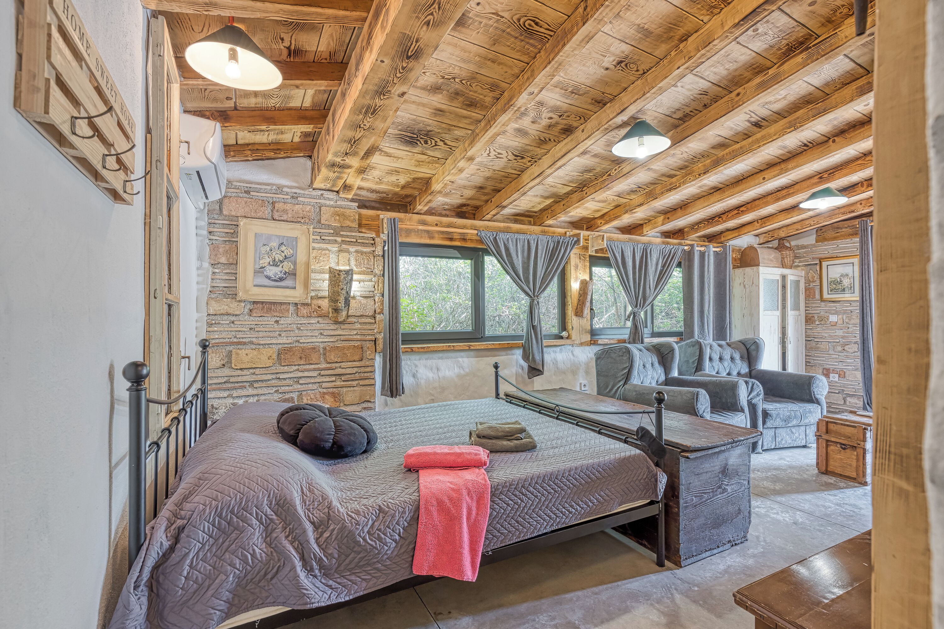 家庭單棟房屋, 多間臥室, 2 間浴室 (Rustic Home Izabel) | 2 間睡房、熨斗/熨衫板、免費 Wi-Fi、床單