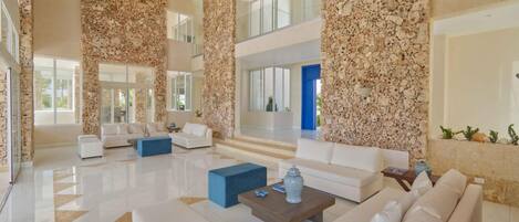 Villa, Smoking | 6 bedrooms, Internet