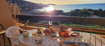 Sea View Apartment in Saint-Clair, 400 m from the beach!