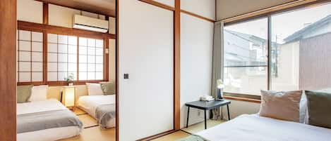 บ้านพักซิตี้ | 2 ห้องนอน, โต๊ะทำงาน, พื้นที่ทำงานแบบใช้แล็ปท็อป, ผ้าม่านกันแสง