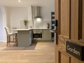 Garden Suite | 1 多间卧室、埃及棉床单、高档床上用品、特色装修