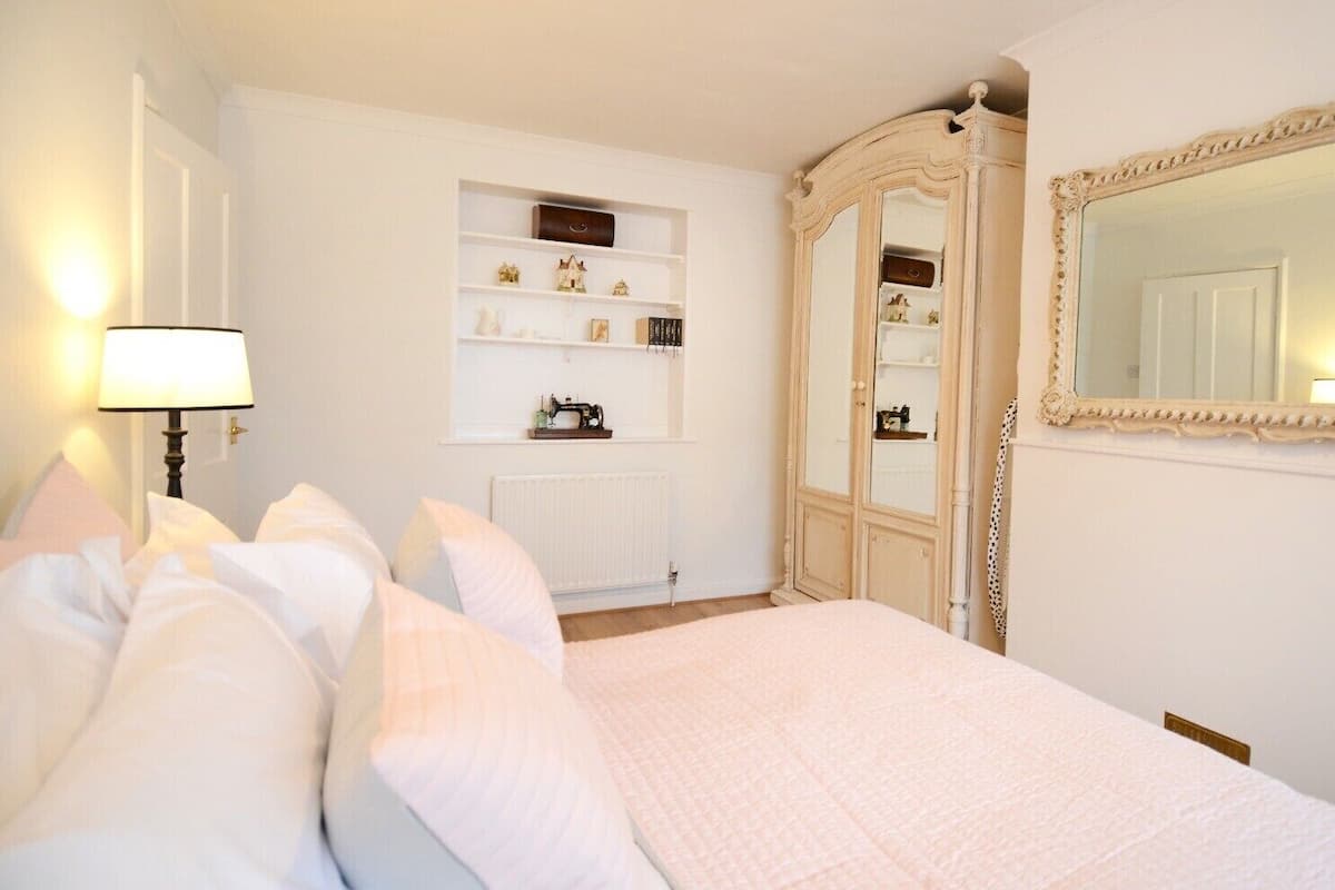 Tailors Suite