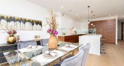 Stunning Mission Three Bed Condo - Furnished