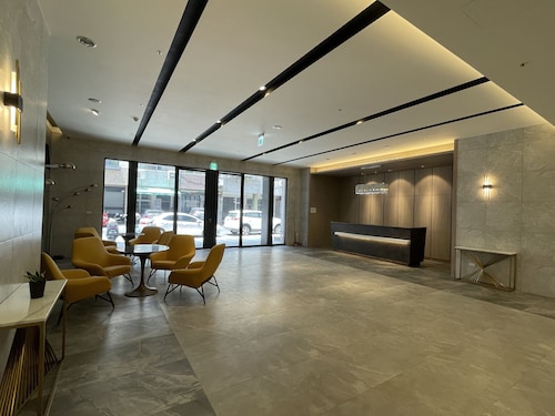 Fullon Poshtel Kaohsiung